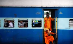 കോഴിക്കോട് ട്രെയിനില്‍ നിന്ന് വീണ് ഒരാള്‍ മരിച്ചു; ഒരാള്‍ കസ്റ്റഡിയില്‍