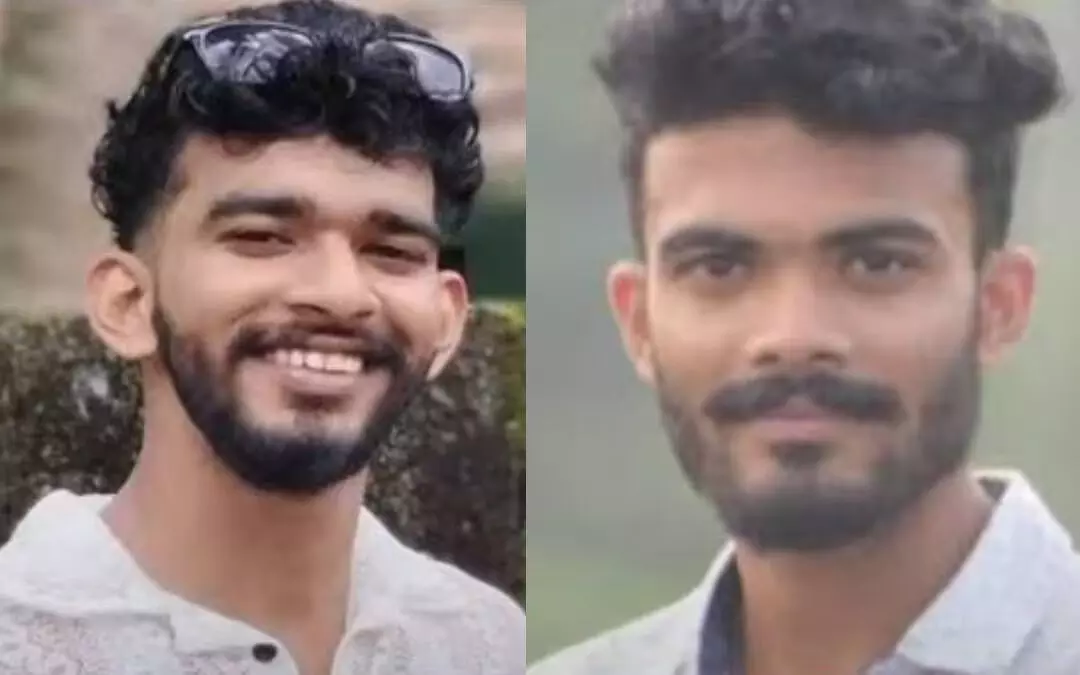 എറണാകുളം കുറ്റിക്കാട്ടുകരയില് ബൈക്കും മിനിലോറിയും കൂട്ടിയിടിച്ച് യുവാക്കള്ക്ക് ദാരുണാന്ത്യം എറണാകുളം കുറ്റിക്കാട്ടുകരയില് ബൈക്കും മിനിലോറിയും കൂട്ടിയിടിച്ച് യുവാക്കള്ക്ക് ദാരുണാന്ത്യം