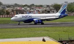 എയര്‍ ഇന്ത്യ, ഇന്‍ഡിഗോ വിമാനങ്ങള്‍ക്ക് ബോംബ് ഭീഷണി; അടിയന്തര ലാന്‍ഡിങ്