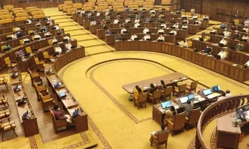 തീവ്ര വോട്ടര്‍ പട്ടിക പരിഷ്‌കരണത്തിനെതിരേ പ്രമേയം പാസാക്കി സഭ