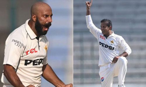 ടീം ഉടച്ചു വാര്ത്തു; ഇംഗ്ലണ്ടിനെതിരേ ജയവുമായി പാകിസ്താന്; നോമന് അലിക്ക് എട്ട് വിക്കറ്റ് ടീം ഉടച്ചു വാര്ത്തു; ഇംഗ്ലണ്ടിനെതിരേ ജയവുമായി പാകിസ്താന്; നോമന് അലിക്ക് എട്ട് വിക്കറ്റ്