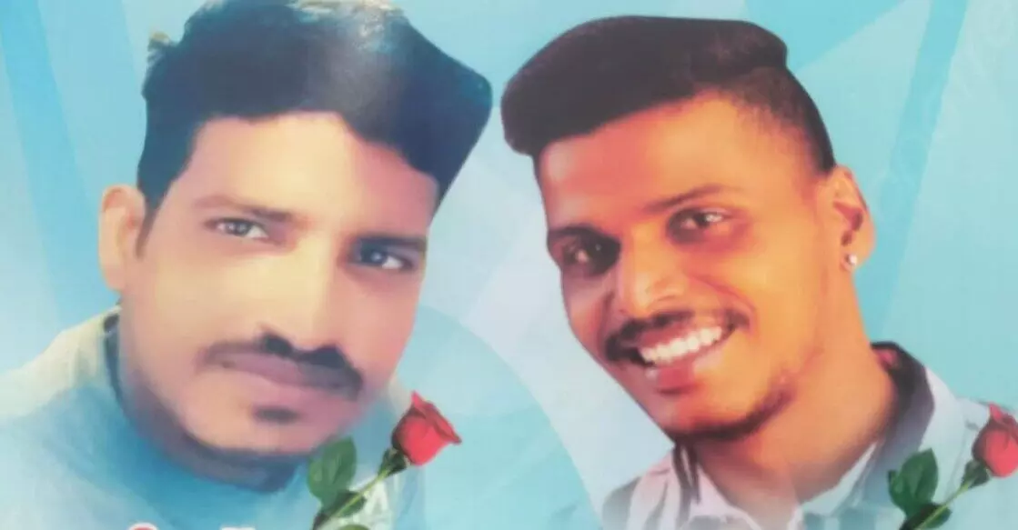 കൊല്ലം ഇരവിപുരത്ത് വാഹനാപകടം; രണ്ട് യുവാക്കള് മരിച്ചു കൊല്ലം ഇരവിപുരത്ത് വാഹനാപകടം; രണ്ട് യുവാക്കള് മരിച്ചു