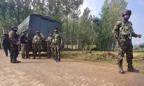 കശ്മീര് വെടിവയ്പ്പ്: മരണം ഏഴായി കശ്മീര് വെടിവയ്പ്പ്: മരണം ഏഴായി