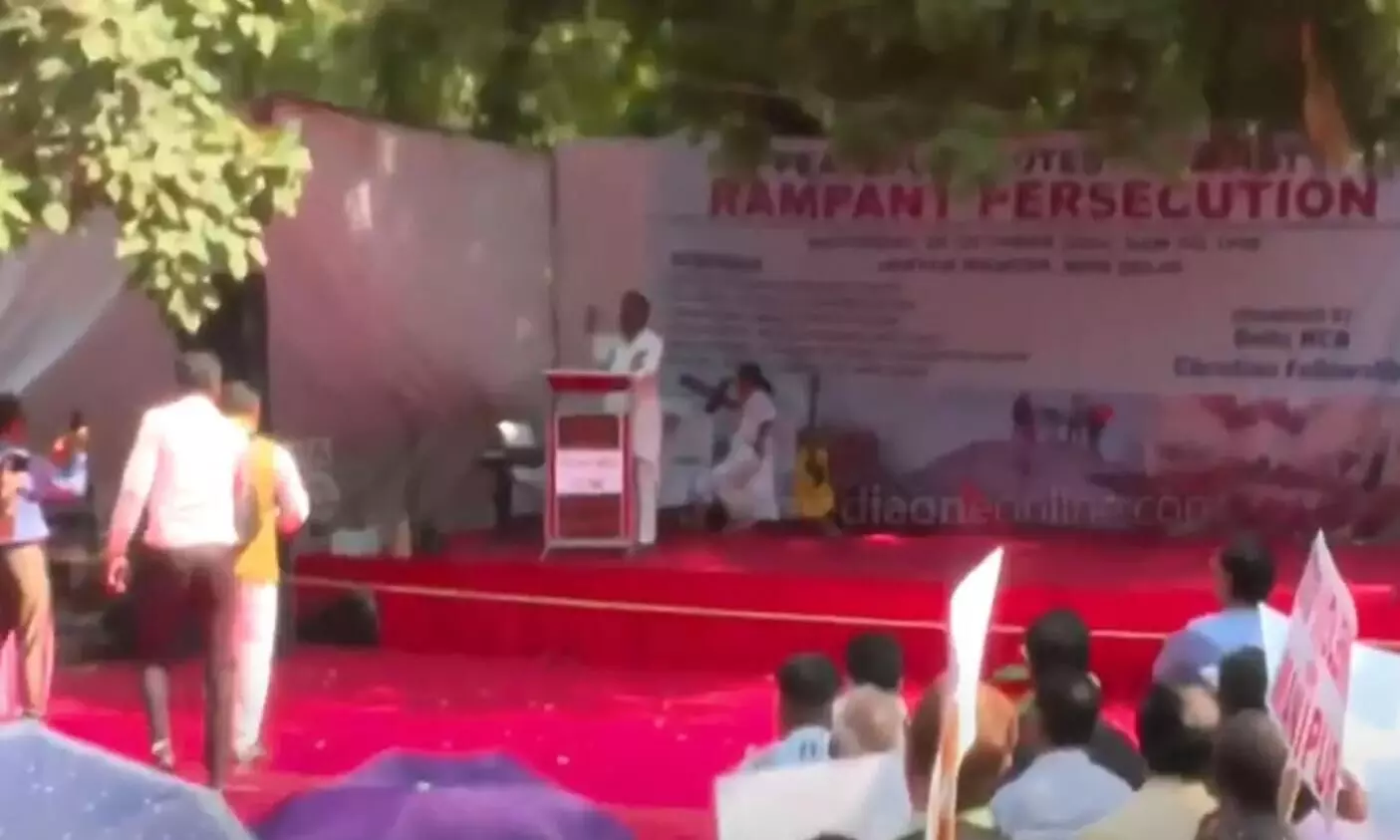 മണിപ്പൂര്‍ കലാപം ഇനിയും അവസാനിപ്പിക്കാന്‍ കഴിഞ്ഞിട്ടില്ല; ഡല്‍ഹിയില്‍ പ്രാര്‍ത്ഥനാ സമരം