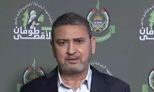 ഗസ അധിനിവേശം: വെടിനിര്ത്തല് ചര്ച്ച നടക്കുന്നുണ്ടെന്ന് ഹമാസ് ഗസ അധിനിവേശം: വെടിനിര്ത്തല് ചര്ച്ച നടക്കുന്നുണ്ടെന്ന് ഹമാസ്