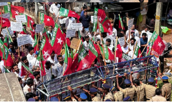 മഞ്ചേശ്വരം എംഎല്‍എ ഓഫിസിലേക്ക് എസ്ഡിപിഐ പ്രതിഷേധ മാര്‍ച്ച് നടത്തി