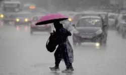 സംസ്ഥാനത്ത് തുലാവര്ഷം ശക്തിപ്രാപിച്ചു; ആറ് ജില്ലകളില് യെല്ലോ അലര്ട്ട് സംസ്ഥാനത്ത് തുലാവര്ഷം ശക്തിപ്രാപിച്ചു; ആറ് ജില്ലകളില് യെല്ലോ അലര്ട്ട്