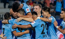 തോല്‍വി തുടര്‍ക്കഥയാക്കി കേരളാ ബ്ലാസ്‌റ്റേഴ്‌സ്; മുംബൈ സിറ്റിയോടും പരാജയം; ഐഎസ്എല്ലില്‍ 10ാം സ്ഥാനത്ത്