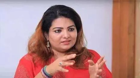 നിര്മാതാവ് സാന്ദ്ര തോമസിനെ പ്രൊഡ്യൂസേഴ്സ് അസോസിയേഷന് പുറത്താക്കി നിര്മാതാവ് സാന്ദ്ര തോമസിനെ പ്രൊഡ്യൂസേഴ്സ് അസോസിയേഷന് പുറത്താക്കി
