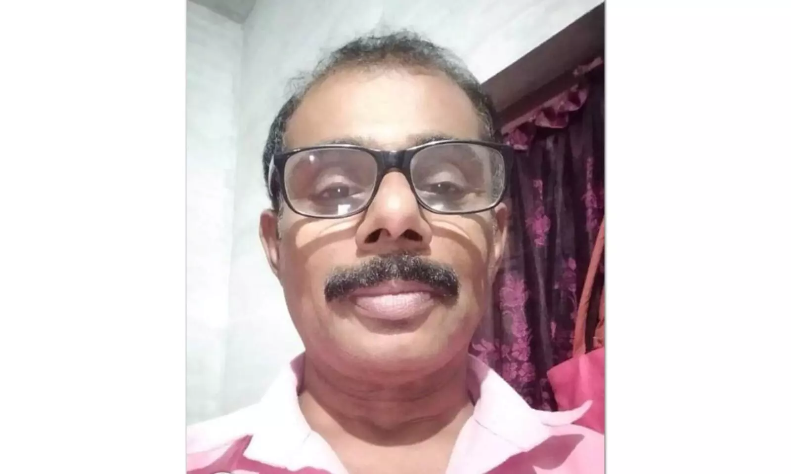 വൈദ്യുതാഘാതമേറ്റ് മരിച്ച ബന്ധുവിനെ കാണാന് പോയയാള് ബൈക്കിടിച്ച് മരിച്ചു വൈദ്യുതാഘാതമേറ്റ് മരിച്ച ബന്ധുവിനെ കാണാന് പോയയാള് ബൈക്കിടിച്ച് മരിച്ചു