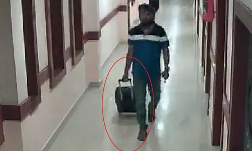 നീല ട്രോളി ദൃശ്യം പുറത്ത് വിട്ട് സിപിഎം നീല ട്രോളി ദൃശ്യം പുറത്ത് വിട്ട് സിപിഎം