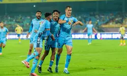 ഐഎസ്എല്‍; തുടര്‍ച്ചയായ മൂന്നാം മല്‍സരത്തിലും ബ്ലാസ്റ്റേഴ്‌സിന് തോല്‍വി; വിവാദ പെനാല്‍റ്റിയില്‍ ഹൈദരാബാദിന് ജയം