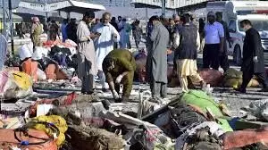 പാകിസ്താനില് റെയില്വേ സ്റ്റേഷനില് സ്ഫോടനം; 24 മരണം പാകിസ്താനില് റെയില്വേ സ്റ്റേഷനില് സ്ഫോടനം; 24 മരണം