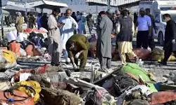 പാകിസ്താനില്‍ റെയില്‍വേ സ്റ്റേഷനില്‍ സ്ഫോടനം; 24 മരണം