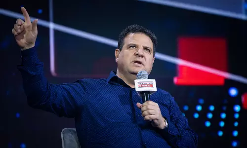 നെതന്യാഹു സീരിയൽ കില്ലർ: നെസറ്റ് അംഗം അയ്മൻ ഔദ