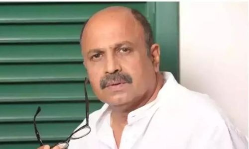 ബലാല്സംഗക്കേസ്: നടന് സിദ്ദീഖിന് മുന്കൂര് ജാമ്യം അനുവദിച്ച് സുപ്രിം കോടതി ബലാല്സംഗക്കേസ്: നടന് സിദ്ദീഖിന് മുന്കൂര് ജാമ്യം അനുവദിച്ച് സുപ്രിം കോടതി