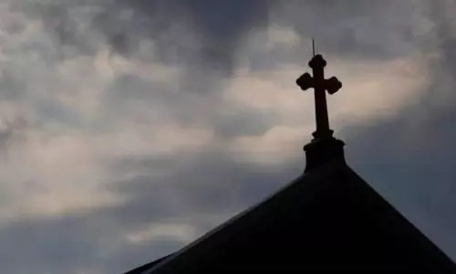 സഭാസ്വത്ത് നിയന്ത്രിക്കാന്‍ വഖ്ഫ് ബോര്‍ഡ് മാതൃകയിലുള്ള സമിതികള്‍ രൂപീകരിക്കണമെന്ന കോടതി നിര്‍ദേശം; എതിര്‍പ്പുമായി ക്രിസ്ത്യന്‍ സംഘടനകള്‍