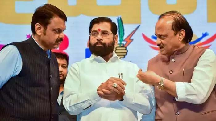വിജയത്തോടടുത്ത് മഹായുതി; വോട്ടര്മാരോട് നന്ദി പറഞ്ഞ് ഏകനാഥ് ഷിന്ഡെ; മുഖ്യമന്ത്രിയെ കുറിച്ച് തര്ക്കമില്ലെന്ന് ഫഡ്നാവിസ് വിജയത്തോടടുത്ത് മഹായുതി; വോട്ടര്മാരോട് നന്ദി പറഞ്ഞ് ഏകനാഥ് ഷിന്ഡെ; മുഖ്യമന്ത്രിയെ കുറിച്ച് തര്ക്കമില്ലെന്ന് ഫഡ്നാവിസ്