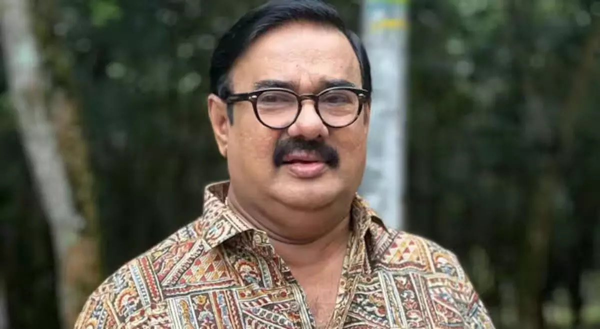 നടന് മണിയന്പിള്ള രാജുവിനെതിരേ കേസ് നടന് മണിയന്പിള്ള രാജുവിനെതിരേ കേസ്