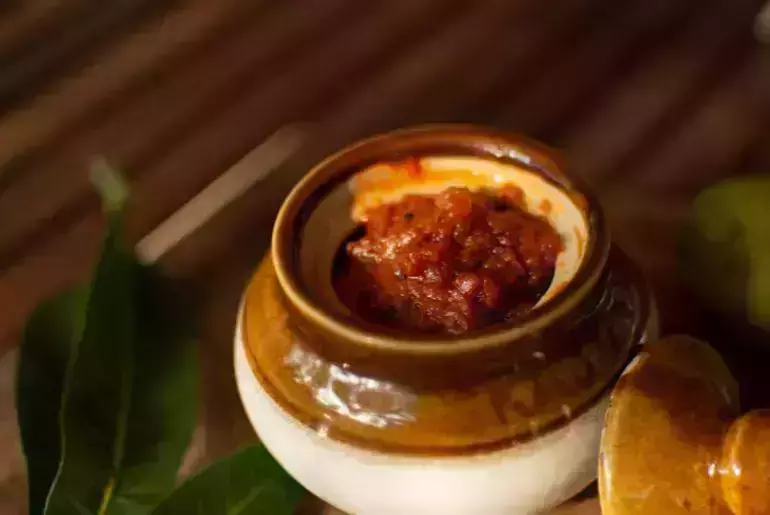 അച്ചാറും നെയ്യും കൊപ്രയും പാടില്ല; യുഎഇയിലേക്ക് പോകുന്നവര്ക്ക് പുതിയ നിര്ദേശങ്ങള് അച്ചാറും നെയ്യും കൊപ്രയും പാടില്ല; യുഎഇയിലേക്ക് പോകുന്നവര്ക്ക് പുതിയ നിര്ദേശങ്ങള്