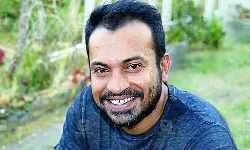 നടന് സൗബിന് ഷാഹിറിന്റെ പറവ ഫിലിംസ് വെട്ടിച്ചത് നാല്പ്പത് കോടിയുടെ നികുതി നടന് സൗബിന് ഷാഹിറിന്റെ പറവ ഫിലിംസ് വെട്ടിച്ചത് നാല്പ്പത് കോടിയുടെ നികുതി