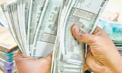 ക്ഷേമപെന്‍ഷന്‍ വിതരണം തുടങ്ങി; ഈ മാസം മുതല്‍ 2000 രൂപ