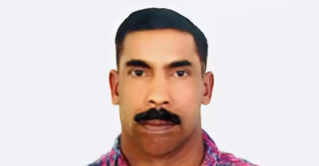 തണുപ്പകറ്റാന് മുറിയില് വിറക് കത്തിച്ചു; പുക ശ്വസിച്ച് മലയാളിക്ക് സൗദിയില് ദാരുണാന്ത്യം തണുപ്പകറ്റാന് മുറിയില് വിറക് കത്തിച്ചു; പുക ശ്വസിച്ച് മലയാളിക്ക് സൗദിയില് ദാരുണാന്ത്യം