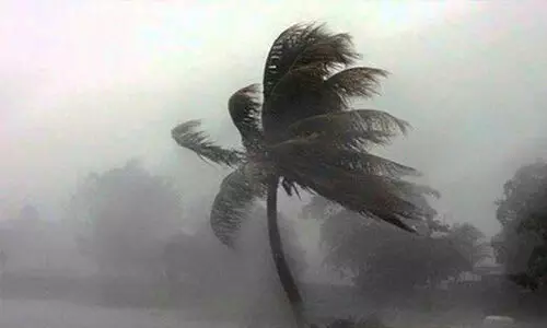 സംസ്ഥാനത്ത് ഇന്ന് ഉച്ചയ്ക്ക് ശേഷം മഴ കനക്കും സംസ്ഥാനത്ത് ഇന്ന് ഉച്ചയ്ക്ക് ശേഷം മഴ കനക്കും
