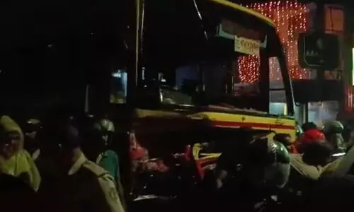 കളര്കോട് വാഹനാപകടത്തില് പരിക്കേറ്റ അഞ്ചില് നാലുപേരുടെ നില മെച്ചപ്പെട്ടു: മെഡിക്കല് ബോര്ഡ് കളര്കോട് വാഹനാപകടത്തില് പരിക്കേറ്റ അഞ്ചില് നാലുപേരുടെ നില മെച്ചപ്പെട്ടു: മെഡിക്കല് ബോര്ഡ്