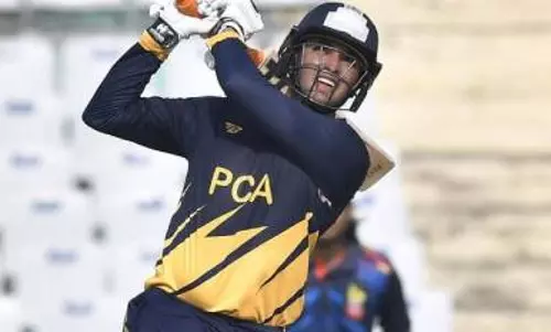 ട്വന്റി-20 ക്രിക്കറ്റ് ചരിത്രത്തിലെ വേഗമേറിയ രണ്ടാമത്തെ സെഞ്ചുറിയും സയ്യിദ് മുഷ്താഖ് അലി ട്രോഫിയിലെ വേഗമേറിയ സെഞ്ചുറിയും  അഭിഷേക് ശര്‍മ്മയുടെ പേരില്‍