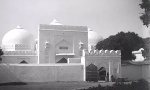 ബാബരി മസ്ജിദ്: ഒരു രാഷ്ട്രത്തിൻ്റെ തോരാത്ത കണ്ണുനീർ