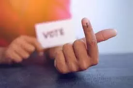 തദ്ദേശ ഉപതിരഞ്ഞെടുപ്പ്; യുഡിഎഫിന് മേല്ക്കൈ, എല്ഡിഎഫിന് മൂന്ന് പഞ്ചായത്തുകളില് ഭരണ നഷ്ടം തദ്ദേശ ഉപതിരഞ്ഞെടുപ്പ്; യുഡിഎഫിന് മേല്ക്കൈ, എല്ഡിഎഫിന് മൂന്ന് പഞ്ചായത്തുകളില് ഭരണ നഷ്ടം