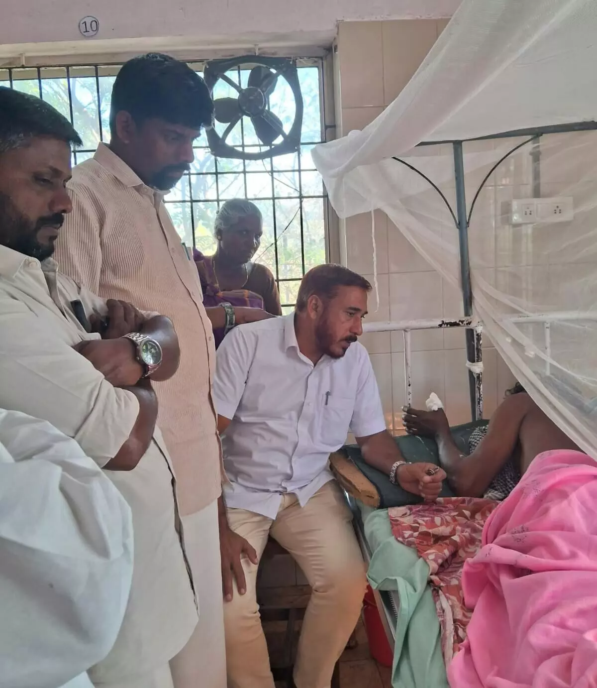 മാനന്തവാടിയില്‍ മാതനെ  റോഡിലൂടെ വലിച്ചിഴച്ചവര്‍ക്കെതിരെ കര്‍ശന നടപടി സ്വീകരിക്കണം: എസ്ഡിപിഐ