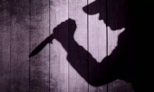 ആളു മാറി വെട്ടി; ടാപ്പിങ് തൊഴിലാളിക്ക് ഗുരുതര പരിക്ക്