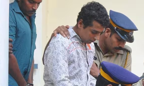 നടിയെ ആക്രമിച്ച കേസ്: ഫൊറന്‍സിക് വിദഗ്ധരെ വീണ്ടും വിസ്തരിക്കണമെന്ന പള്‍സര്‍ സുനിയുടെ ആവശ്യം തള്ളി ഹൈക്കോടതി