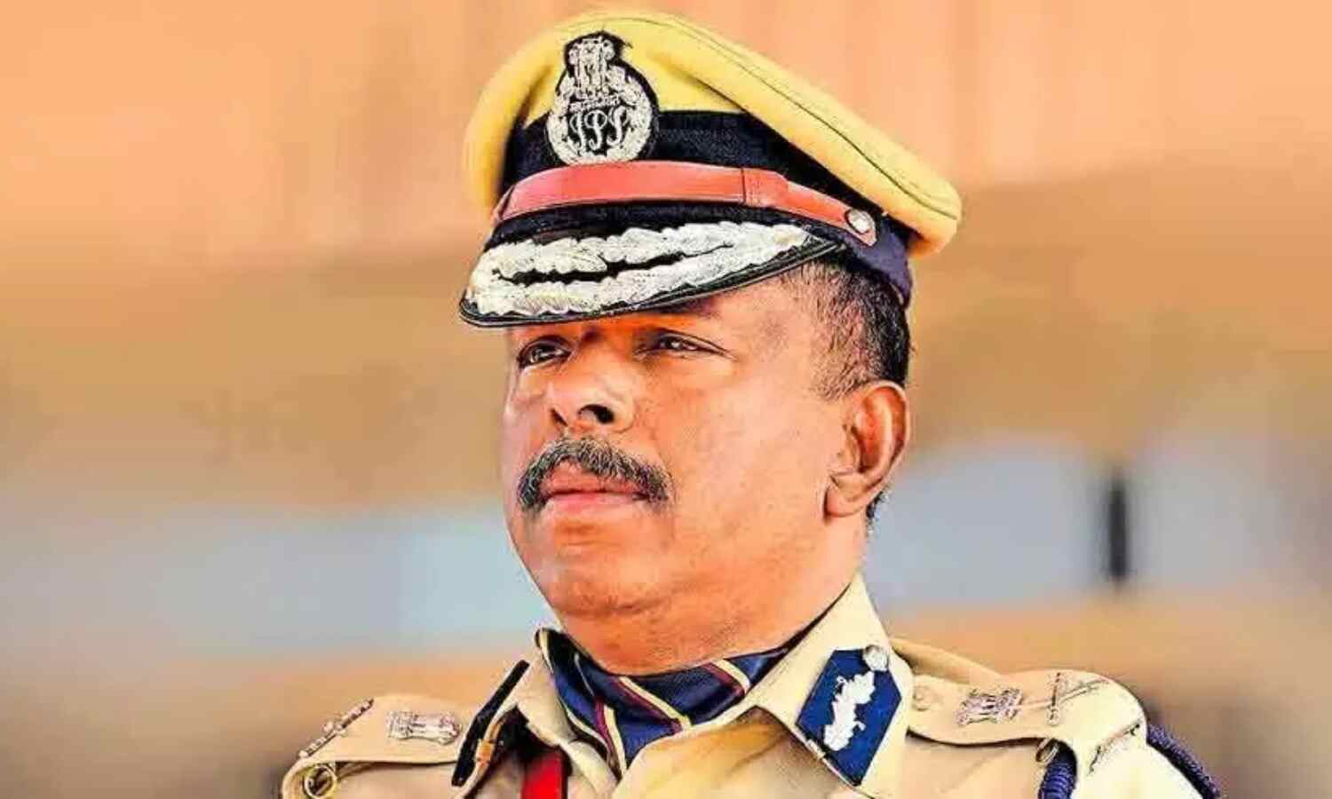 എം ആര് അജിത് കുമാറിന് ഡിജിപിയായി സ്ഥാനക്കയറ്റം എം ആര് അജിത് കുമാറിന് ഡിജിപിയായി സ്ഥാനക്കയറ്റം