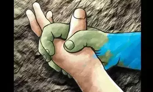 മൂന്നുവയസുകാരിയെ പീഡിപ്പിച്ച ഒമ്പതുവയസുകാരന് പിടിയില്; സാമൂഹിക മാധ്യമങ്ങളില് കണ്ട കാര്യം ചെയ്തെന്ന് കുട്ടി മൂന്നുവയസുകാരിയെ പീഡിപ്പിച്ച ഒമ്പതുവയസുകാരന് പിടിയില്; സാമൂഹിക മാധ്യമങ്ങളില് കണ്ട കാര്യം ചെയ്തെന്ന് കുട്ടി