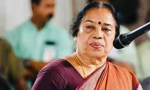 ആരും ട്രെയിനില് ഉറങ്ങരുത്, കോച്ചിനുള്ളില് കൊലപാതകം നടന്നാലും ആരും അറിയില്ല,: പി കെ ശ്രീമതി ആരും ട്രെയിനില് ഉറങ്ങരുത്, കോച്ചിനുള്ളില് കൊലപാതകം നടന്നാലും ആരും അറിയില്ല,: പി കെ ശ്രീമതി