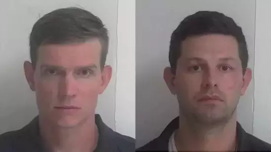 ദത്തെടുത്ത ആണ്‍മക്കളെ പീഡിപ്പിച്ചു; പുരുഷ പങ്കാളികള്‍ക്ക് 100 വര്‍ഷം തടവ്