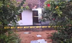 തൃശൂര്‍ കൊടകരയില്‍ രണ്ടു പേര്‍ വെട്ടേറ്റു മരിച്ചു