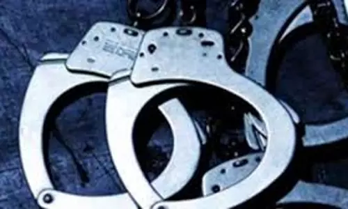 മഹാരാഷ്ട്രയില്‍ 13കാരിയെ പീഡിപ്പിച്ച് കൊന്നു; മൃതദേഹം ബാഗില്‍; ദമ്പതികള്‍ പിടിയില്‍