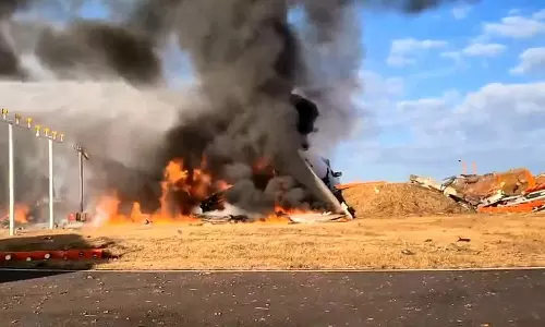 ലാൻഡിങ്ങിനിടെ വിമാനത്തിന് തീപിടിച്ച് 29 മരണം