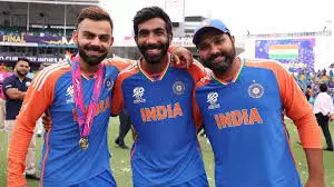 ഇംഗ്ലണ്ടിനെതിരായ പരമ്പര; ബുമ്രയ്ക്കും രോഹിത്തിനും കോഹ്ലിക്കും വിശ്രമം നല്കിയേക്കും ഇംഗ്ലണ്ടിനെതിരായ പരമ്പര; ബുമ്രയ്ക്കും രോഹിത്തിനും കോഹ്ലിക്കും വിശ്രമം നല്കിയേക്കും