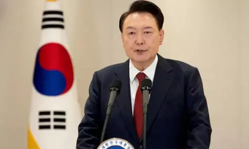 കൊറിയന്‍ പ്രസിഡന്റ് യൂന്‍ സുക് യോളിനെതിരേ അറസ്റ്റ് വാറണ്ട് പുറപ്പെടുവിച്ച് കോടതി