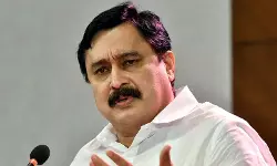 ഹജ്ജ് യാത്രാനിരക്ക് കുറയ്ക്കണം: മന്ത്രി വി അബ്ദുര്‍റഹ്‌മാന്‍