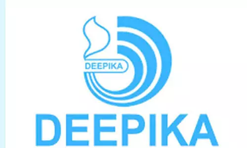 ഹിന്ദുത്വപ്രചാരണത്തിന് മുന്നില് നിശബ്ദത തുടരണമോയെന്ന് ക്രൈസ്തവ നേതൃത്വം ആത്മപരിശോധന നടത്തേണ്ട സമയമായെന്ന് ദീപിക ഹിന്ദുത്വപ്രചാരണത്തിന് മുന്നില് നിശബ്ദത തുടരണമോയെന്ന് ക്രൈസ്തവ നേതൃത്വം ആത്മപരിശോധന നടത്തേണ്ട സമയമായെന്ന് ദീപിക