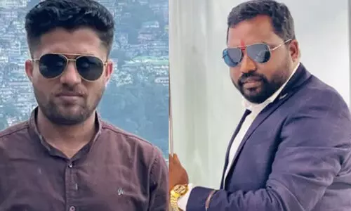 അഴിമതി തുറന്നുകാട്ടിയ മാധ്യമപ്രവര്ത്തകന്റെ കൊലപാതകം; കരാറുകാരന് അറസ്റ്റില് അഴിമതി തുറന്നുകാട്ടിയ മാധ്യമപ്രവര്ത്തകന്റെ കൊലപാതകം; കരാറുകാരന് അറസ്റ്റില്