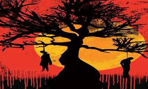 റിസോര്ട്ടിന് സമീപത്തെ മരത്തില് സ്ത്രീയും പുരുഷനും തൂങ്ങിമരിച്ച നിലയില് റിസോര്ട്ടിന് സമീപത്തെ മരത്തില് സ്ത്രീയും പുരുഷനും തൂങ്ങിമരിച്ച നിലയില്