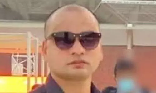 പിതാവിനെ തലയ്ക്കടിച്ചു കൊന്ന യുവാവ് മുന്ഭാര്യയുടെ വീട്ടിലെ കിണറ്റില് തൂങ്ങിമരിച്ച നിലയില്; കലക്ടറെ ടാഗ് ചെയ്ത് സോഷ്യല്മീഡിയയില് ആത്മഹത്യാക്കുറിപ്പ് പിതാവിനെ തലയ്ക്കടിച്ചു കൊന്ന യുവാവ് മുന്ഭാര്യയുടെ വീട്ടിലെ കിണറ്റില് തൂങ്ങിമരിച്ച നിലയില്; കലക്ടറെ ടാഗ് ചെയ്ത് സോഷ്യല്മീഡിയയില് ആത്മഹത്യാക്കുറിപ്പ്