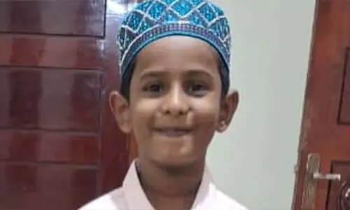 കളിക്കുന്നതിനിടെ നായയെ കണ്ട് ഭയന്നോടിയ ഒമ്പതുകാരന് കിണറ്റില് വീണു മരിച്ചു കളിക്കുന്നതിനിടെ നായയെ കണ്ട് ഭയന്നോടിയ ഒമ്പതുകാരന് കിണറ്റില് വീണു മരിച്ചു